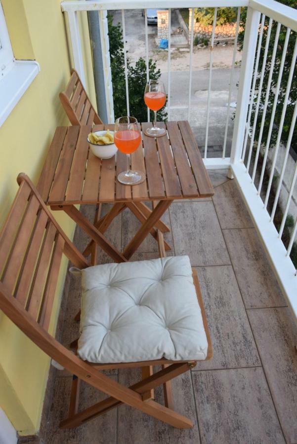 App Lu 5 Apartman Novi Vinodolski Kültér fotó